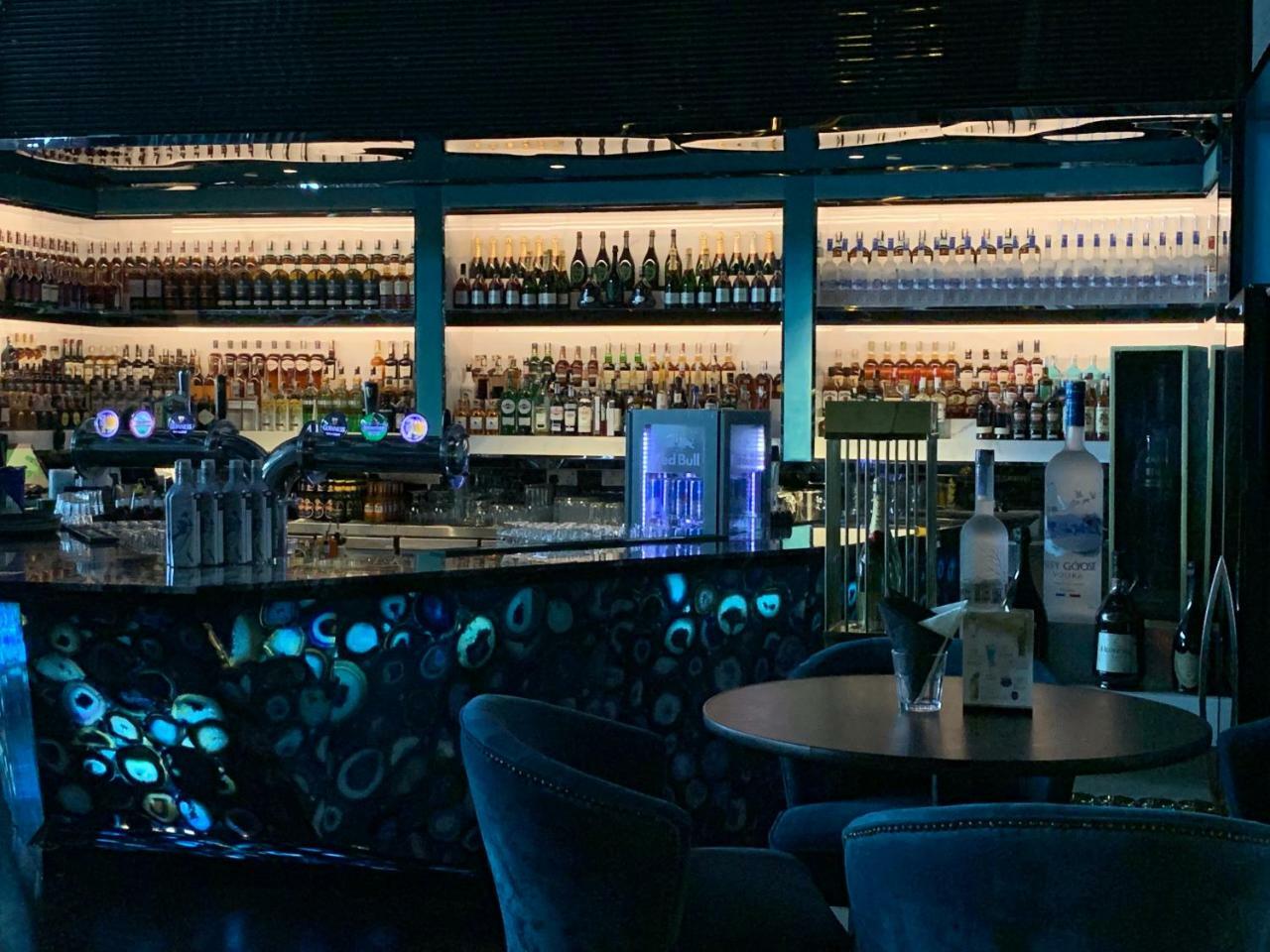 Queens Service Suites At Platinum Klcc Kuala Lumpur Eksteriør billede